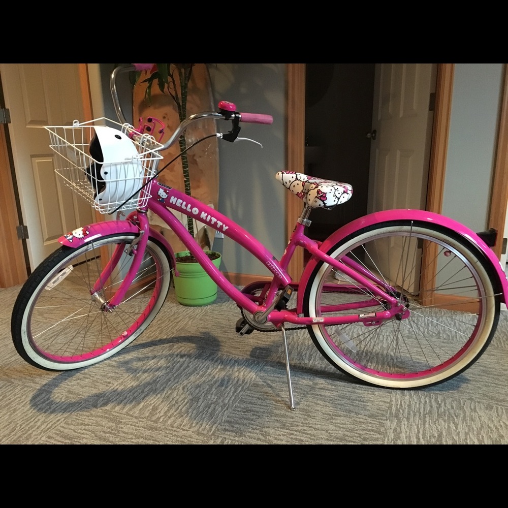 💕Hello Kitty Nirve Beach Cruiser 🚲 **SOLD**